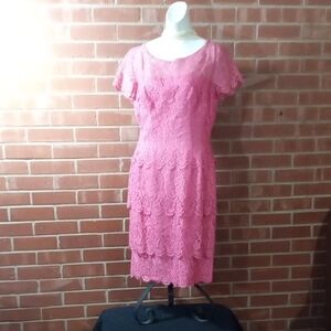 Vintage 1950s-60s "Lilli Diamond of California" Elegant Pink Lace Dress